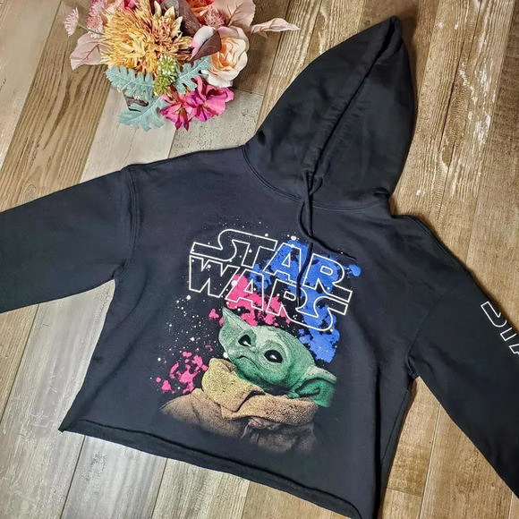 Star Wars Black Graphic Cropped Women's Hoodie Size Medium NWOT - Picture 14 of 15